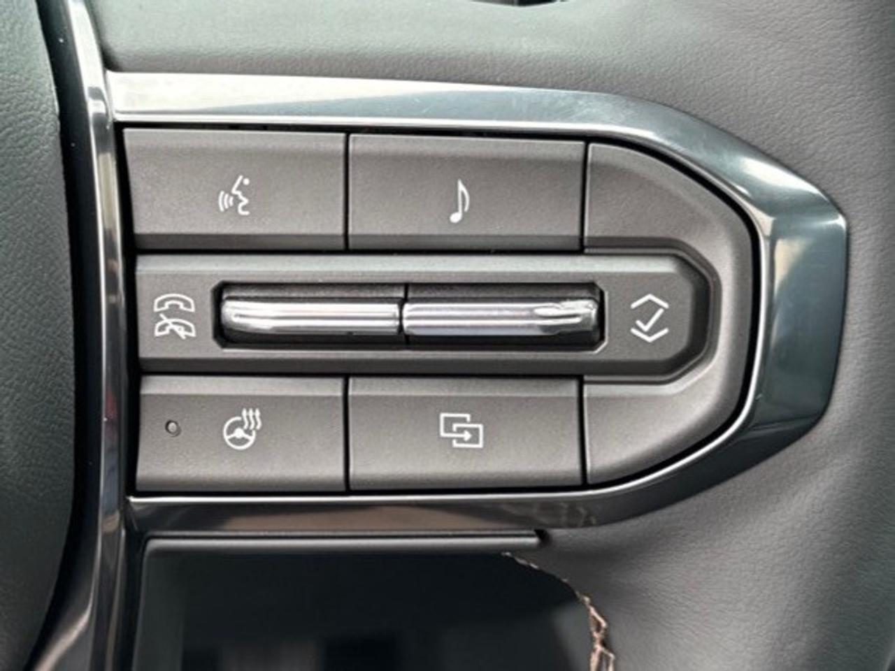 2027 GMC Terrain AWD AT4 Photo