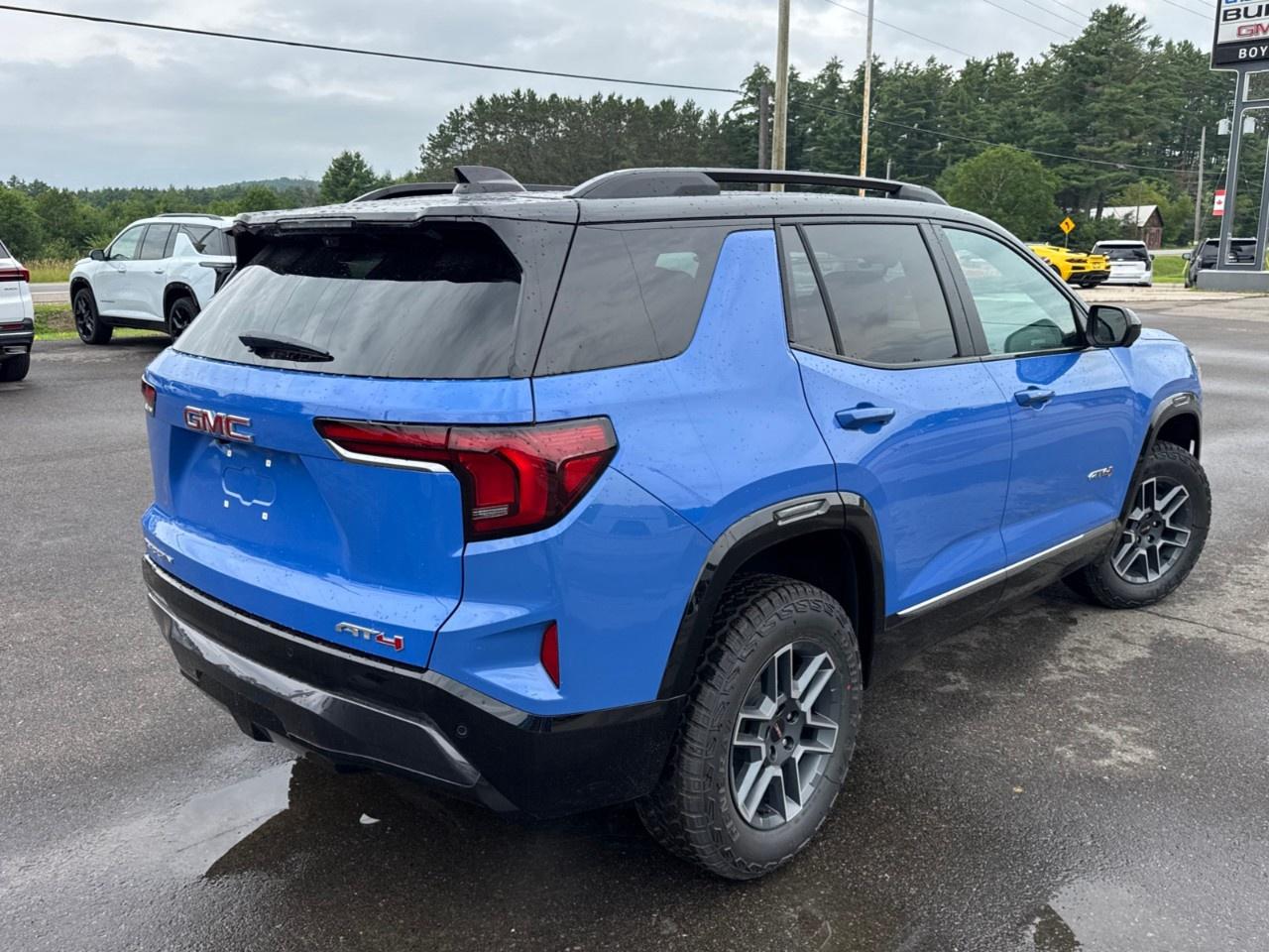 2027 GMC Terrain AWD AT4 Photo