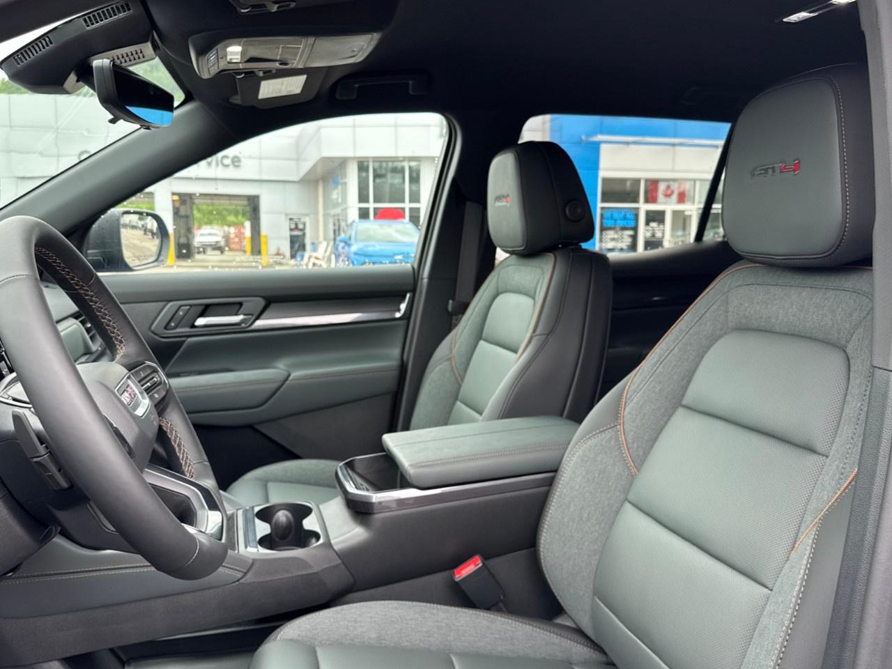 2027 GMC Terrain AWD AT4 Photo