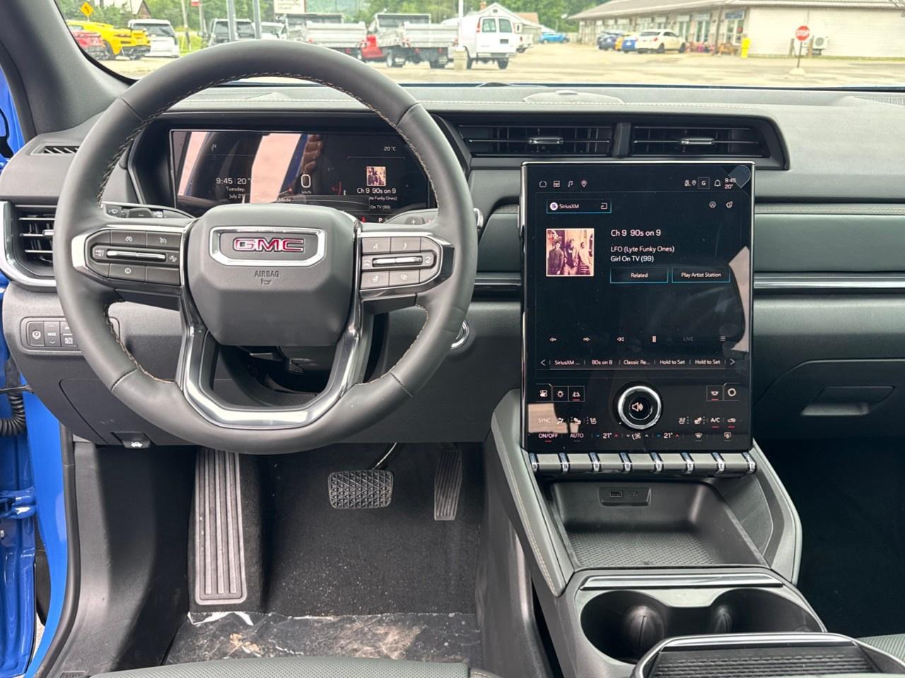 2027 GMC Terrain AWD AT4 Photo