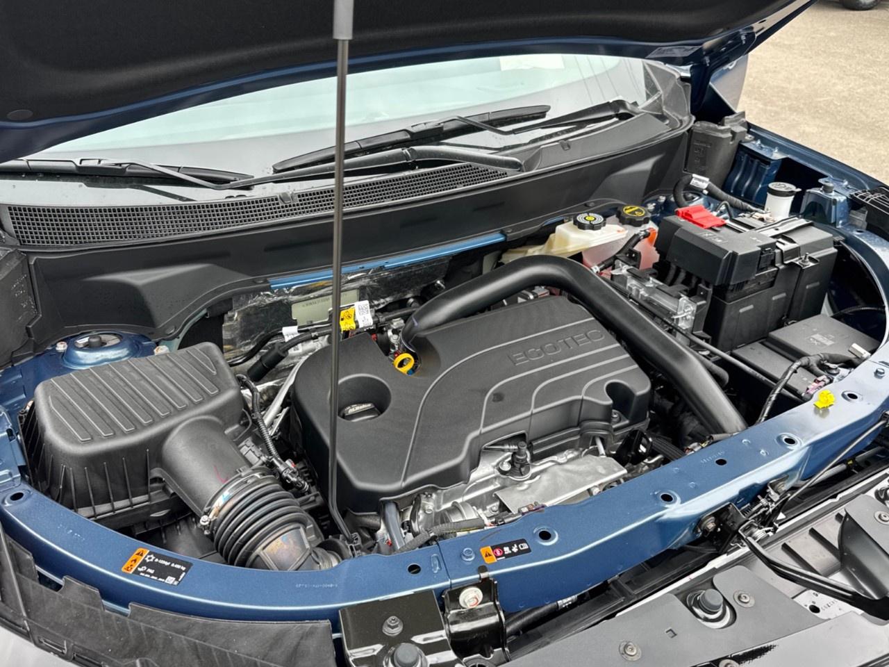 2027 Chevrolet Equinox AWD RS Photo