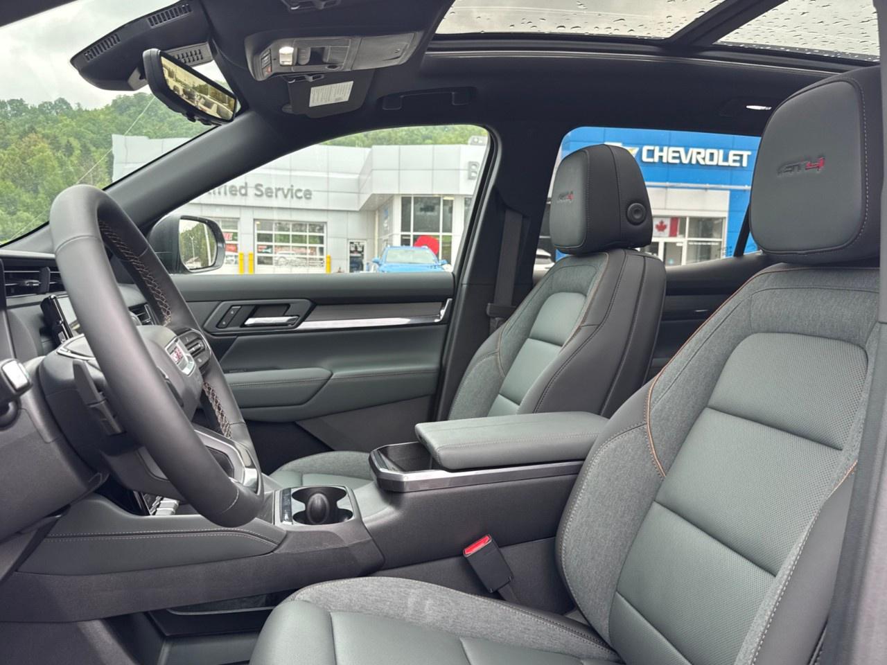 2027 GMC Terrain AWD AT4 Photo