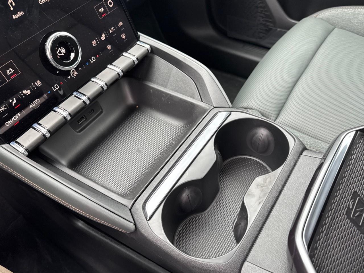 2027 GMC Terrain AWD AT4 Photo