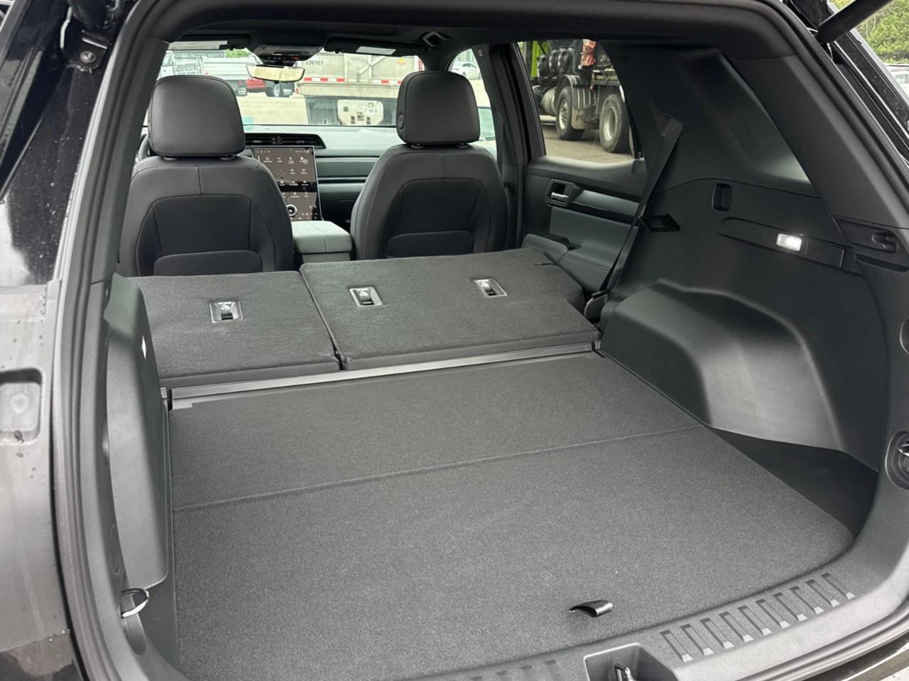 2027 GMC Terrain AWD AT4 Photo