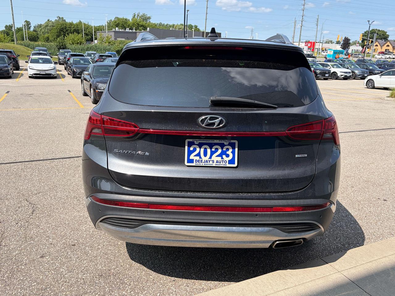 2023 Hyundai Santa Fe Preferred   Clean Carfax Photo