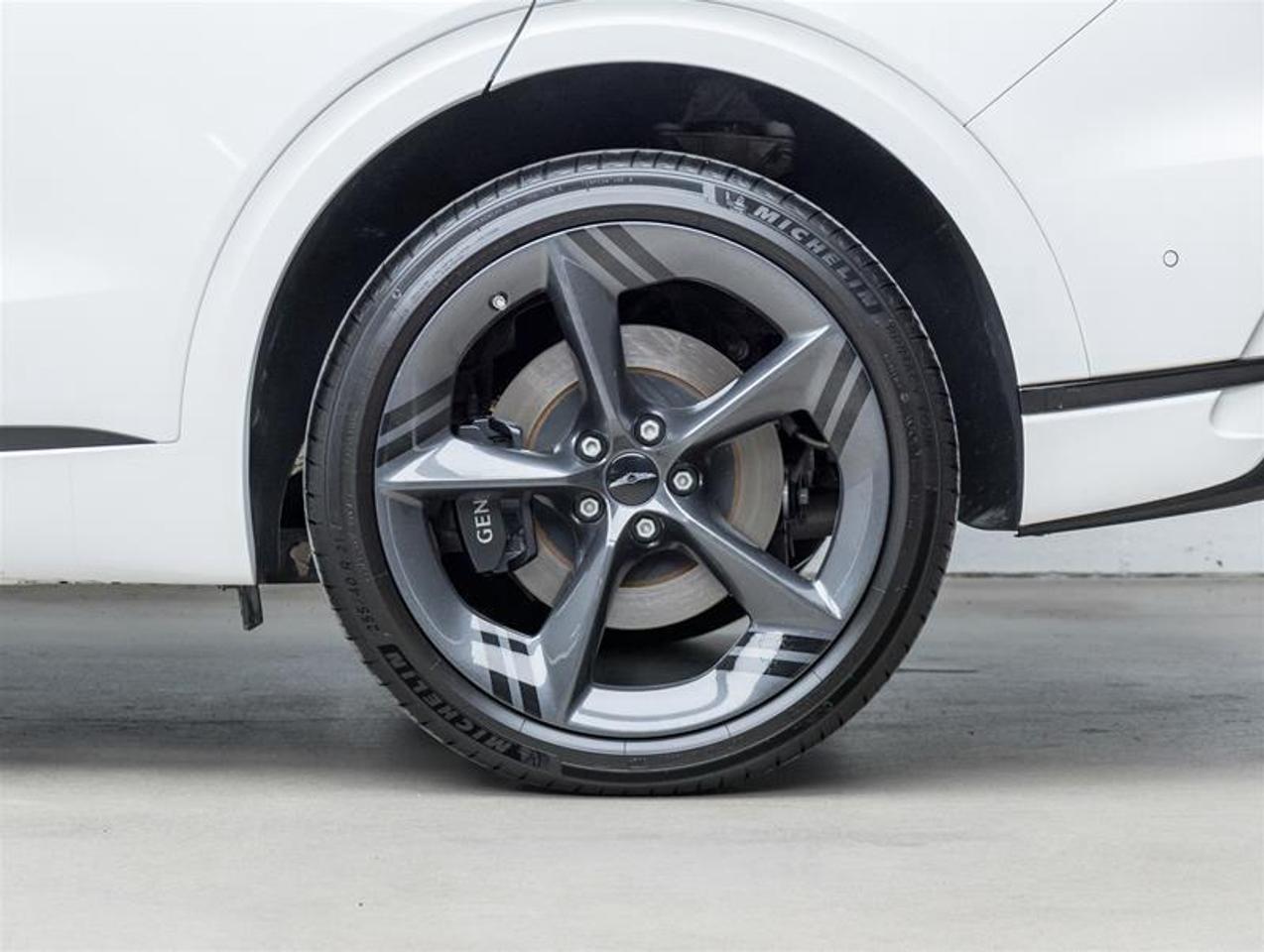 2026 Genesis GV70  Photo