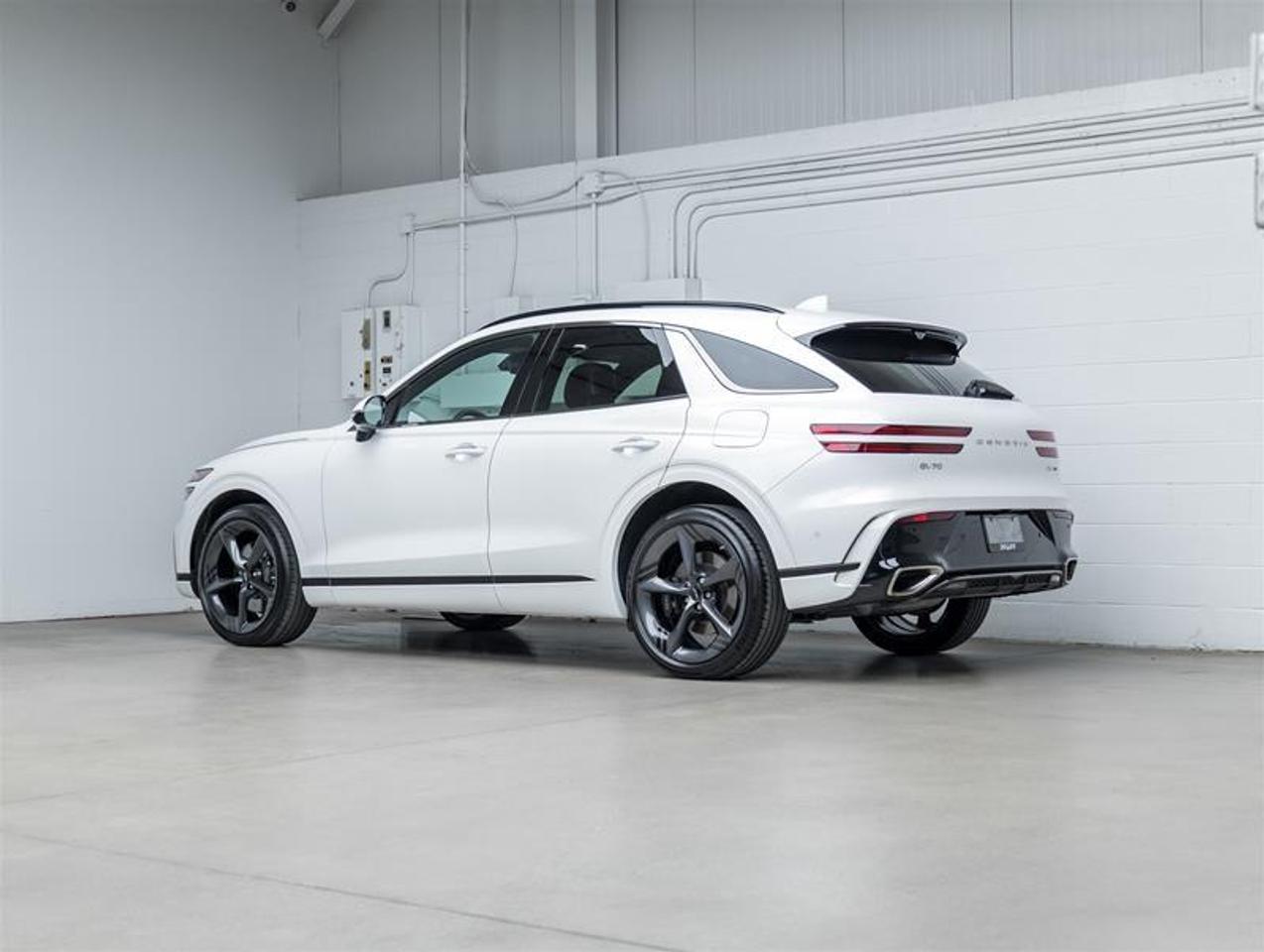 2026 Genesis GV70  Photo