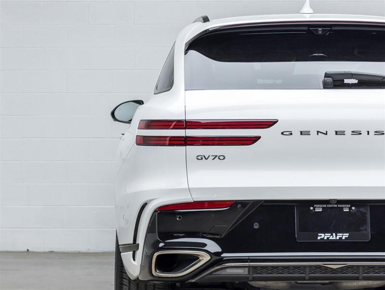 2026 Genesis GV70  Photo