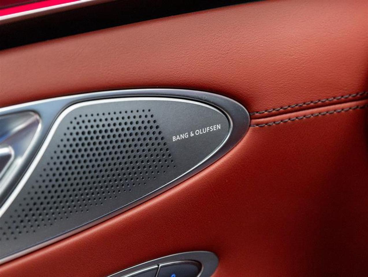 2026 Genesis GV70  Photo