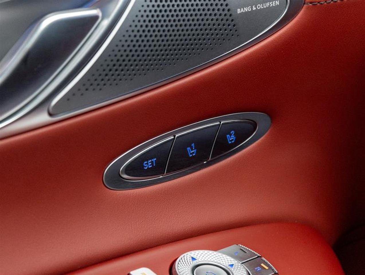 2026 Genesis GV70  Photo