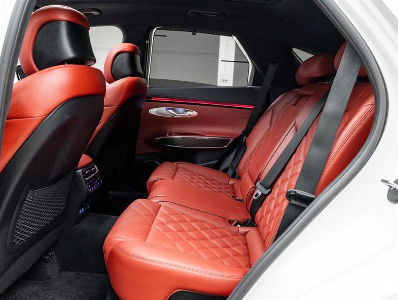 2026 Genesis GV70  Photo