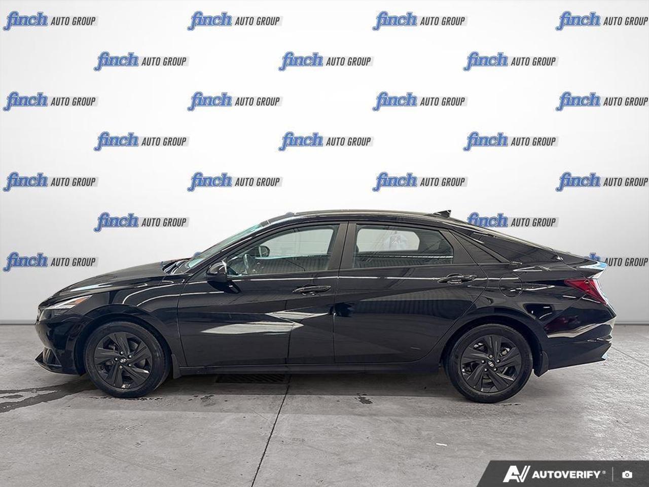 2022 Hyundai Elantra Preferred w/Sun & Tech Pkg 4dr Sedan Photo