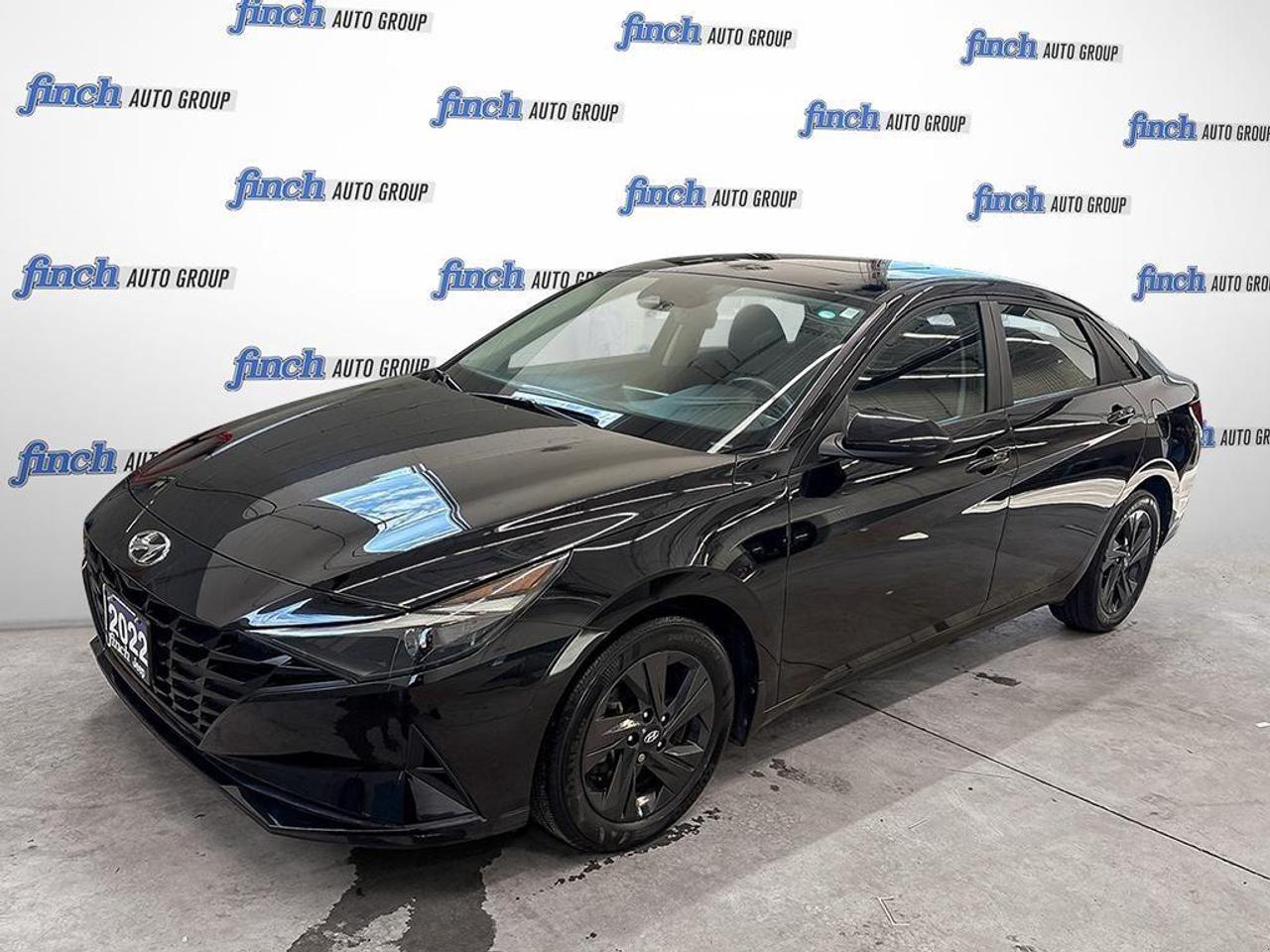 2022 Hyundai Elantra Preferred w/Sun & Tech Pkg 4dr Sedan Photo