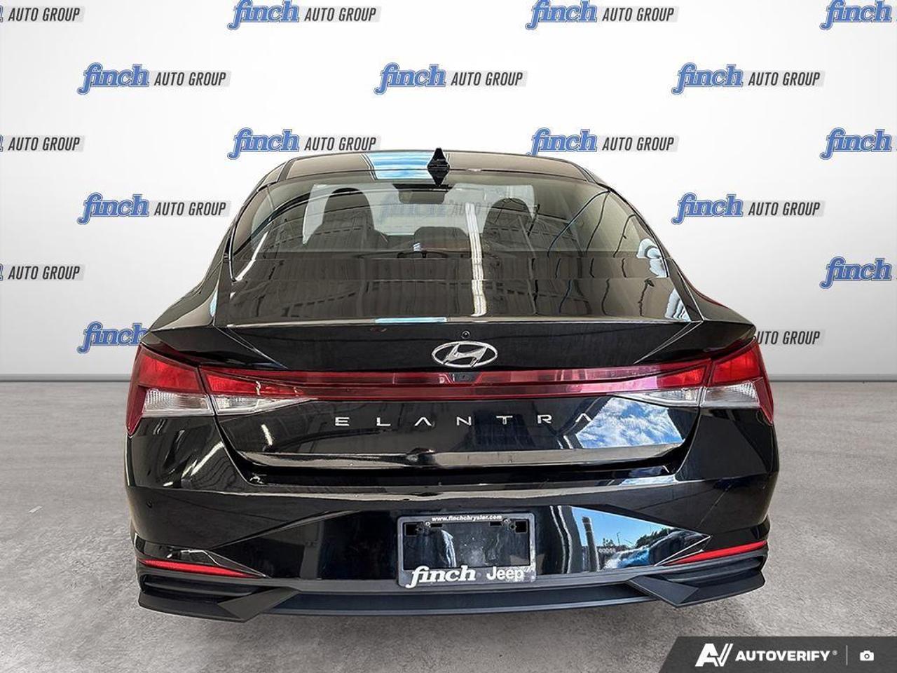 2022 Hyundai Elantra Preferred w/Sun & Tech Pkg 4dr Sedan Photo