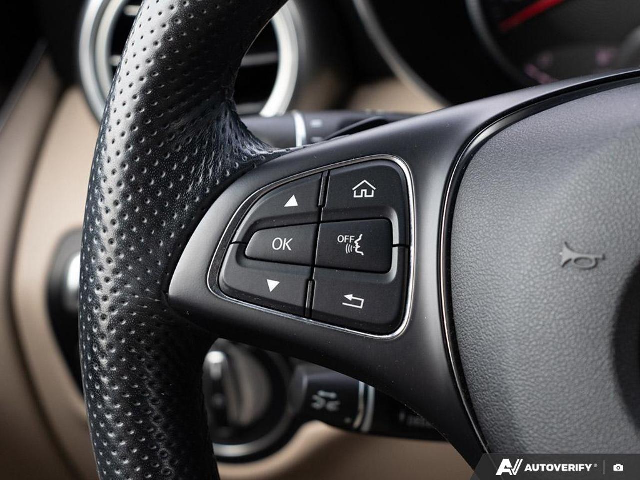 2019 Mercedes GLC 300 FRONT DUAL A/C | KEYLESS ENTRY | TURN SIGNAL INDIC Photo