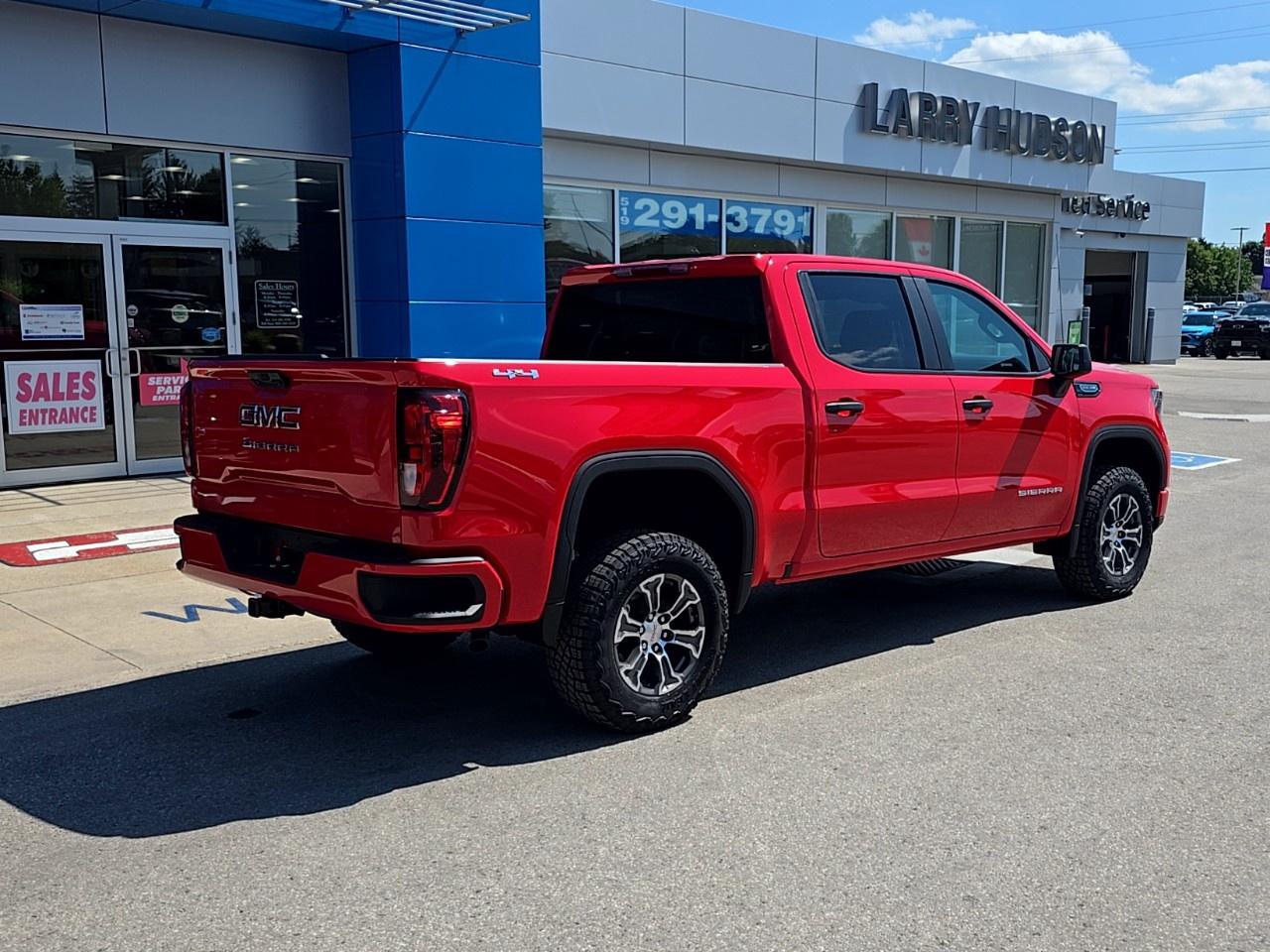 2026 GMC Sierra 1500 Crew Cab Short Box 4-Wheel Drive Pro Photo2
