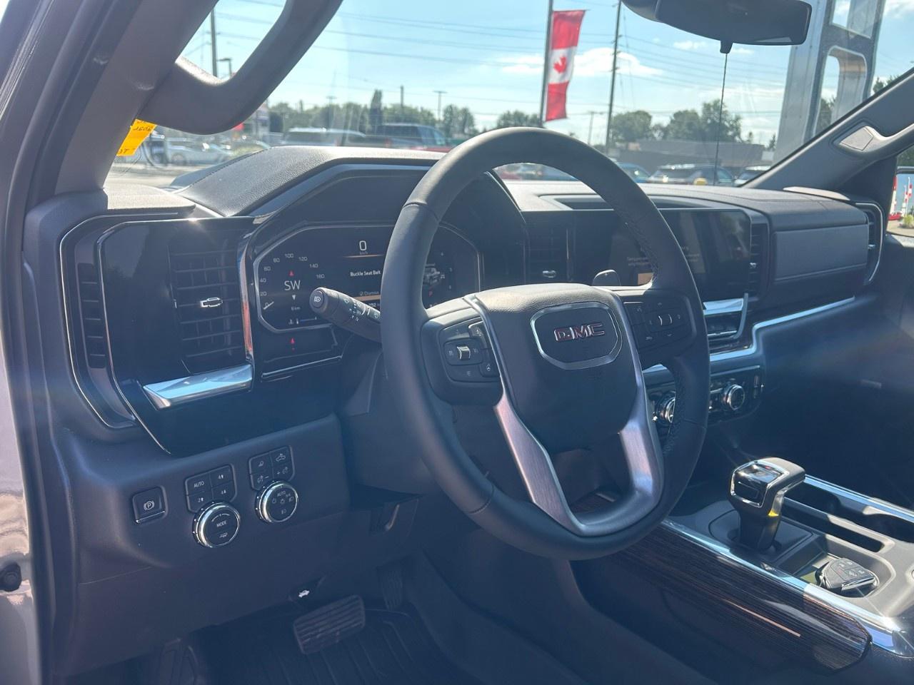 2026 GMC Sierra 1500 Crew Cab Short Box 4-Wheel Drive Elevation Photo3