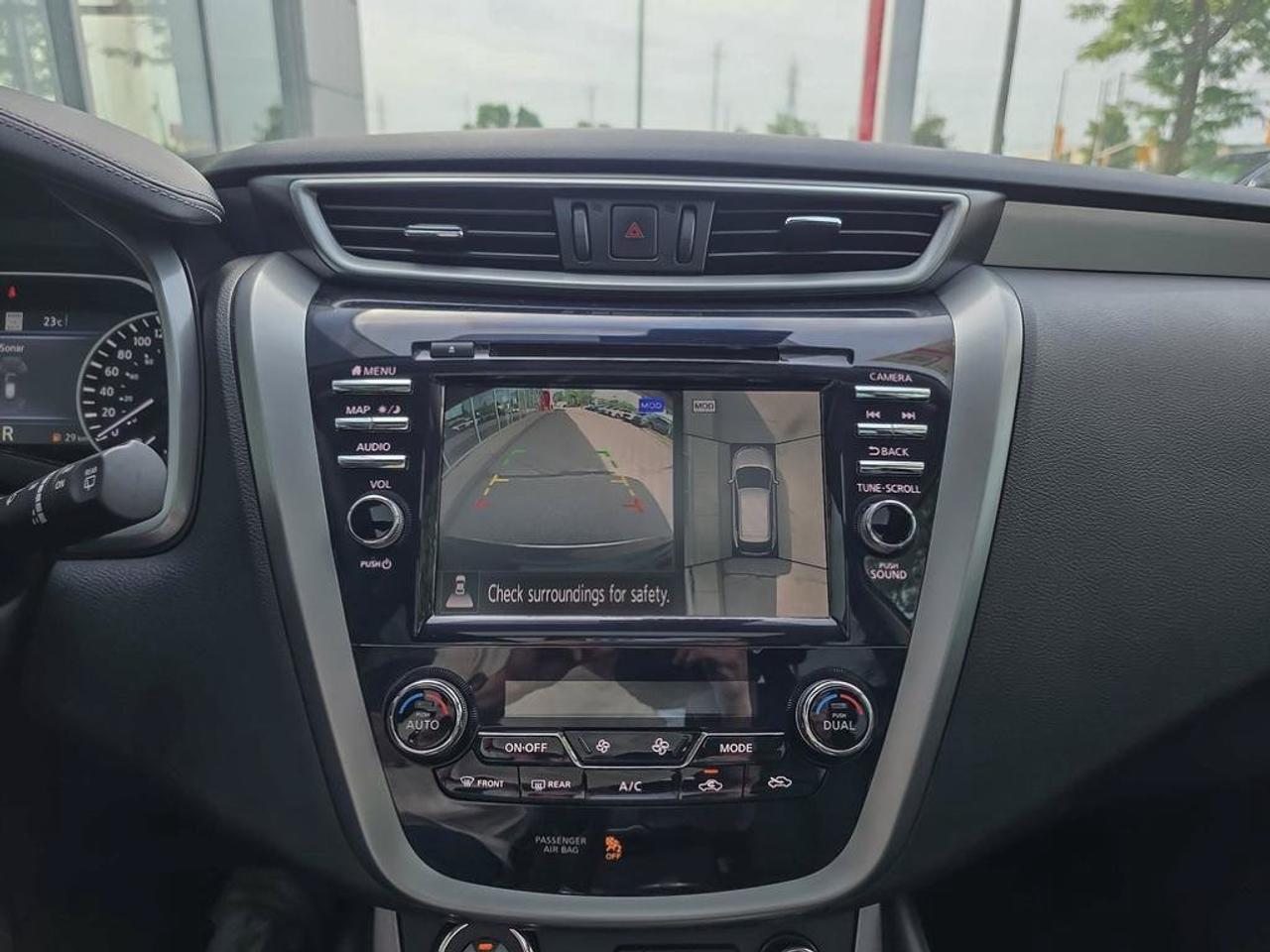 2023 Nissan Murano SL Photo