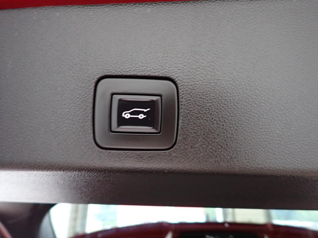 2022 Buick Encore GX Essence 4WD 4DR LEATHER NAVI SUNROOF Photo