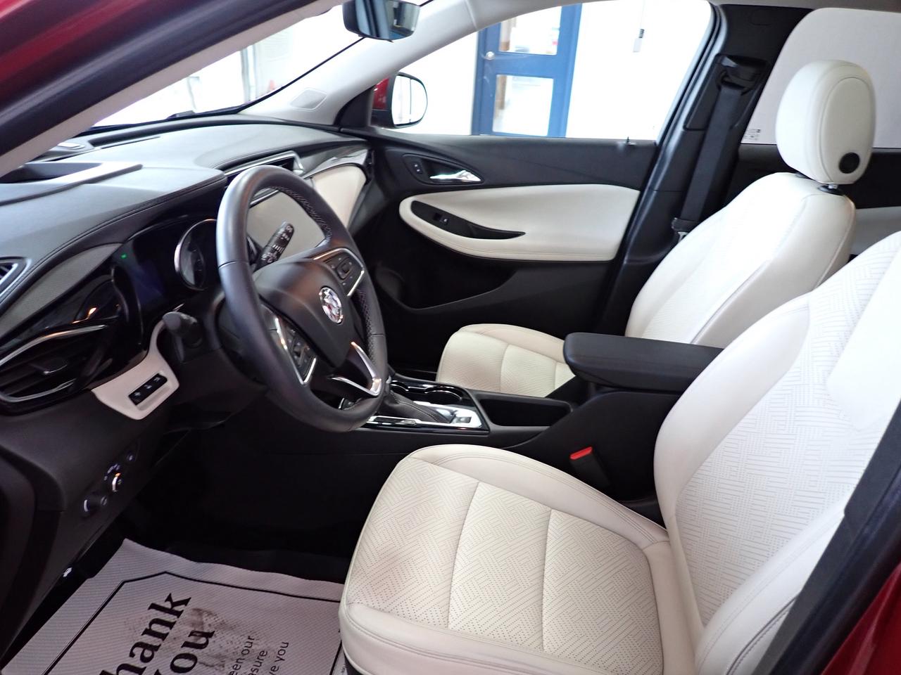 2022 Buick Encore GX Essence 4WD 4DR LEATHER NAVI SUNROOF Photo