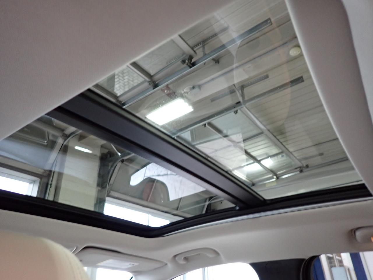 2022 Buick Encore GX Essence 4WD 4DR LEATHER NAVI SUNROOF Photo