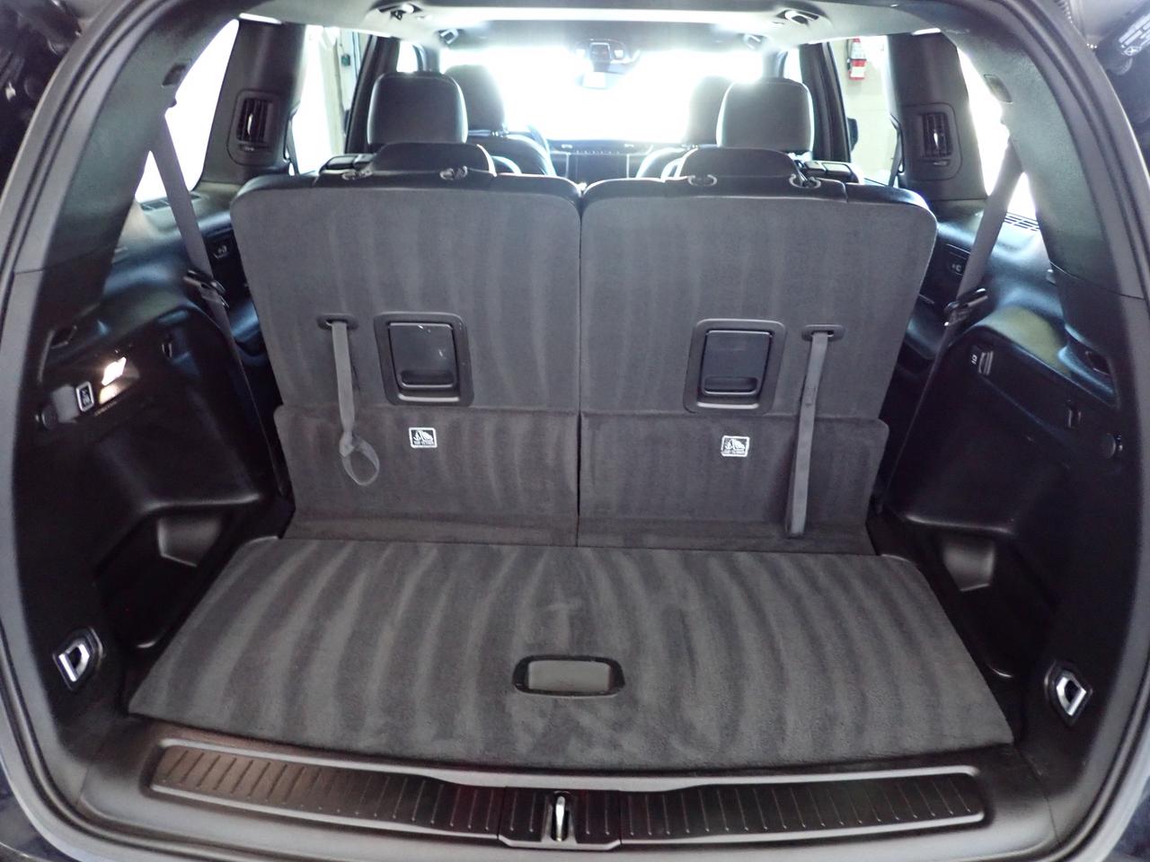 2024 Jeep Grand Cherokee L Altitude 4WD SUNROOF MAX TRAILER TOW PKG Photo