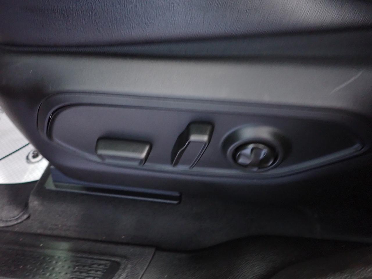 2024 Jeep Grand Cherokee L Altitude 4WD SUNROOF MAX TRAILER TOW PKG Photo