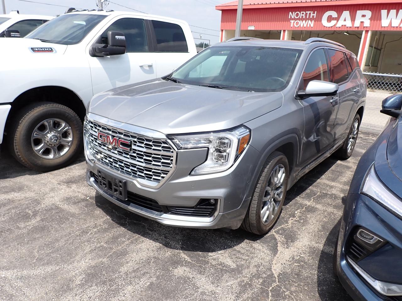 2024 GMC Terrain Denali AWD 4DR Photo