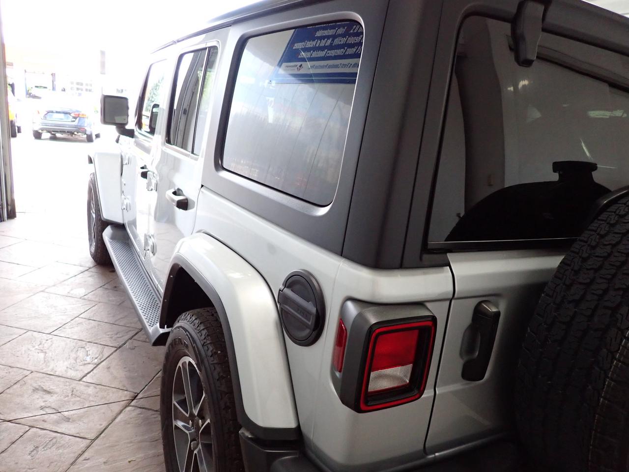 2023 Jeep Wrangler Sahara 4DR 4X4 NAVI Photo