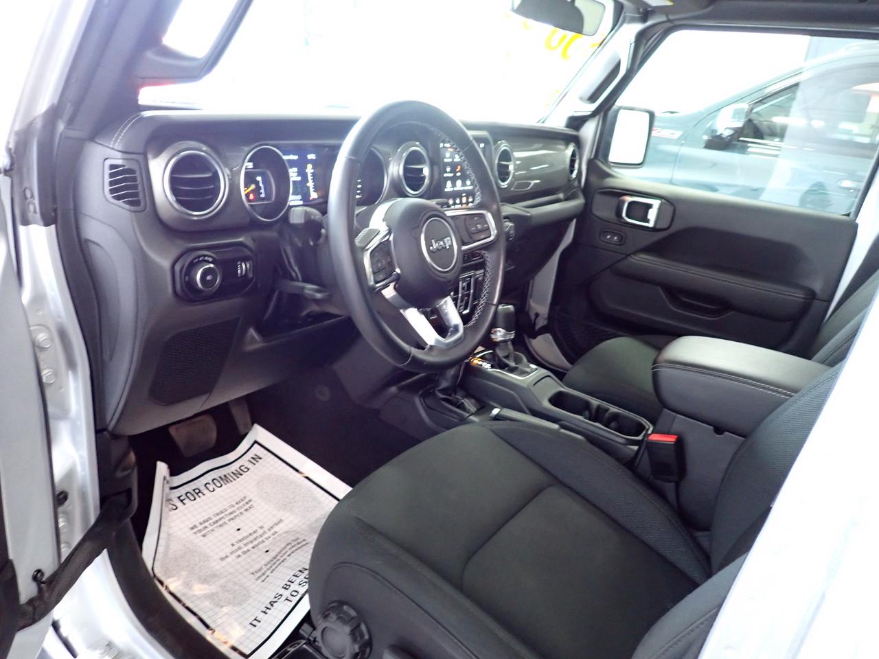 2023 Jeep Wrangler Sahara 4DR 4X4 NAVI Photo