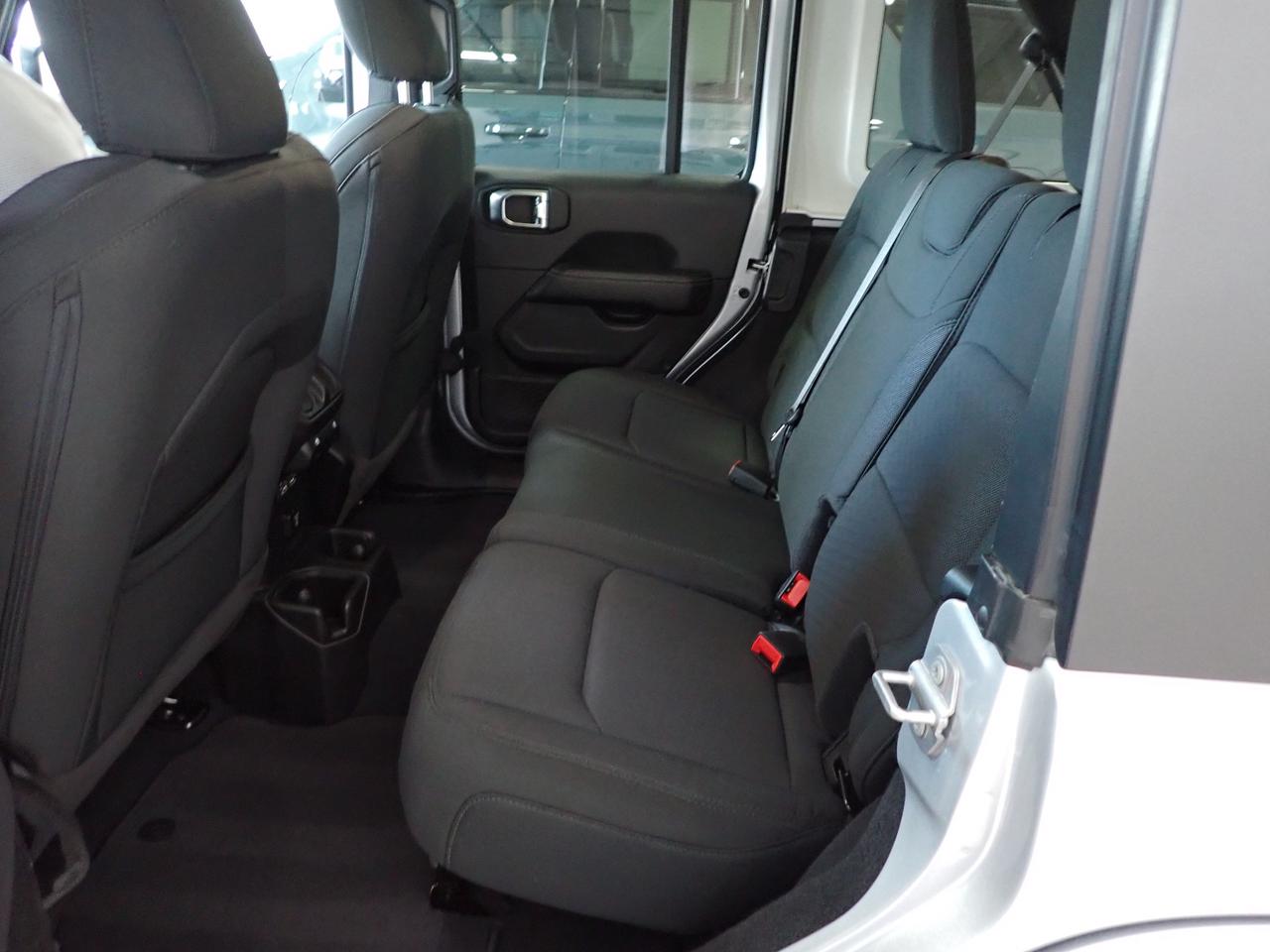 2023 Jeep Wrangler Sahara 4DR 4X4 NAVI Photo