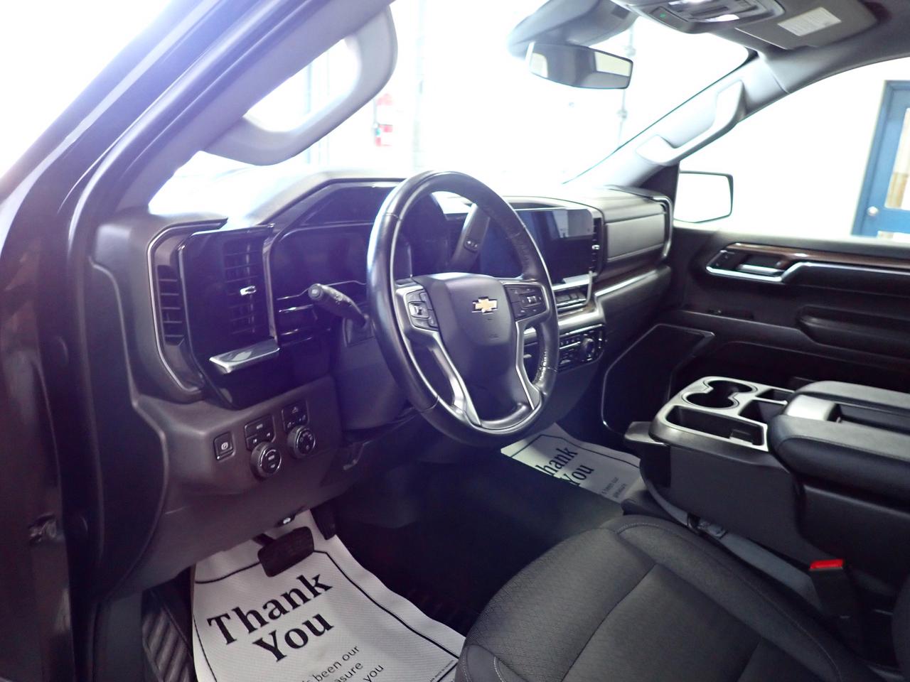 2023 Chevrolet Silverado 1500 LT 4WD CREW CAB 6.5 BOX Photo