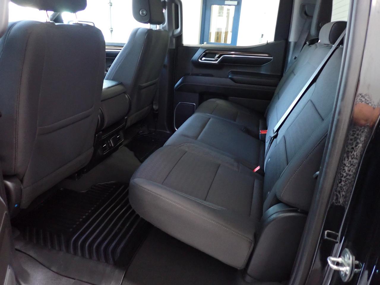 2023 Chevrolet Silverado 1500 LT 4WD CREW CAB 6.5 BOX Photo