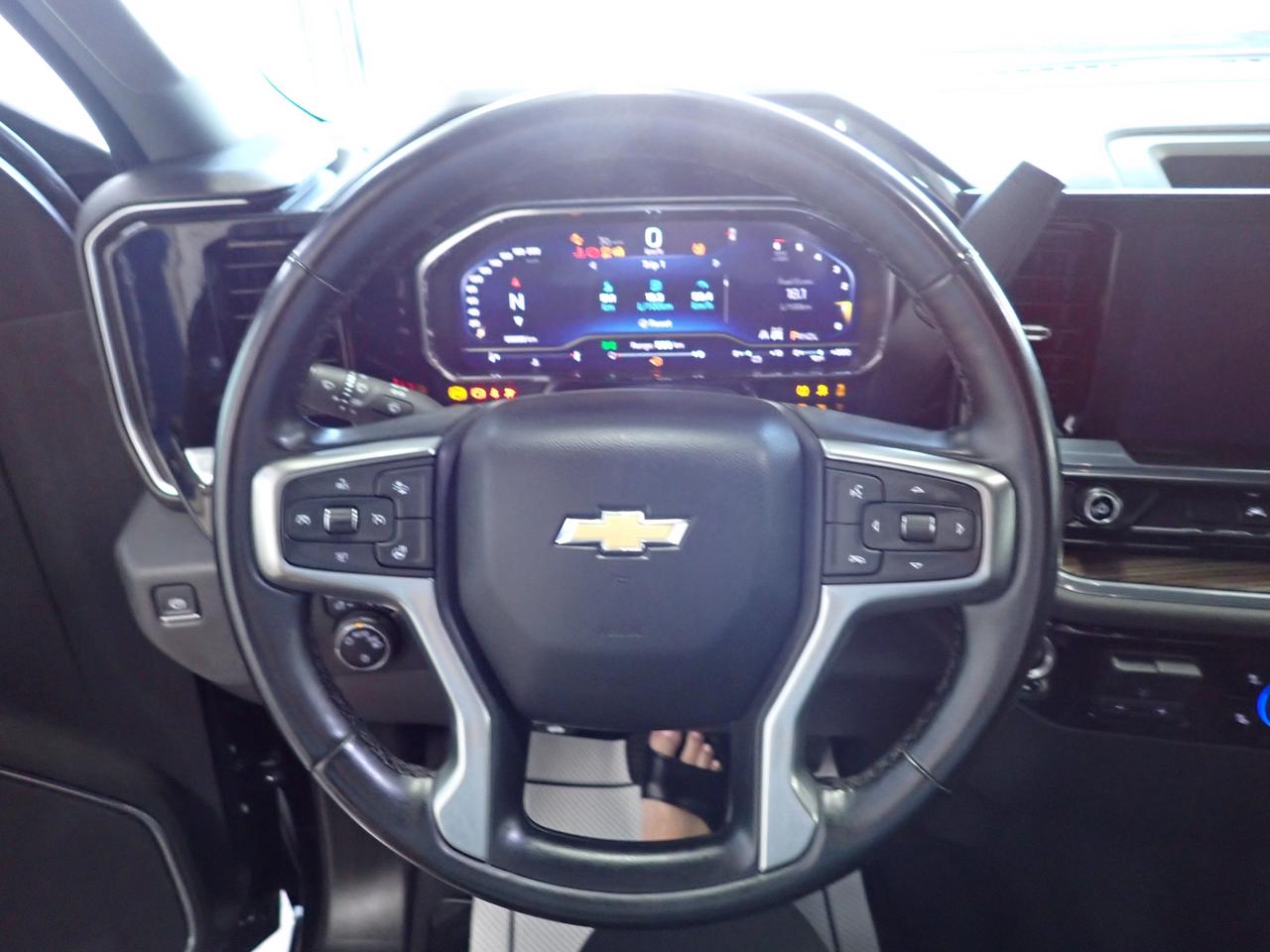2023 Chevrolet Silverado 1500 LT 4WD CREW CAB 6.5 BOX Photo