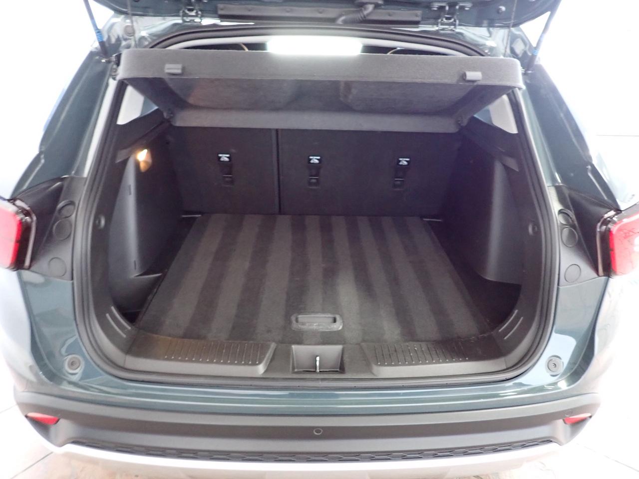 2025 Chevrolet Trax LT FWD 4DR Photo