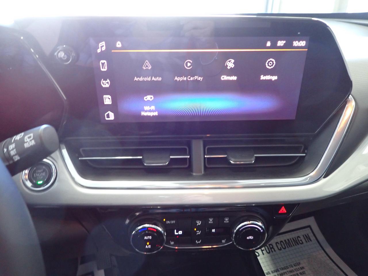 2025 Chevrolet Trax LT FWD 4DR Photo