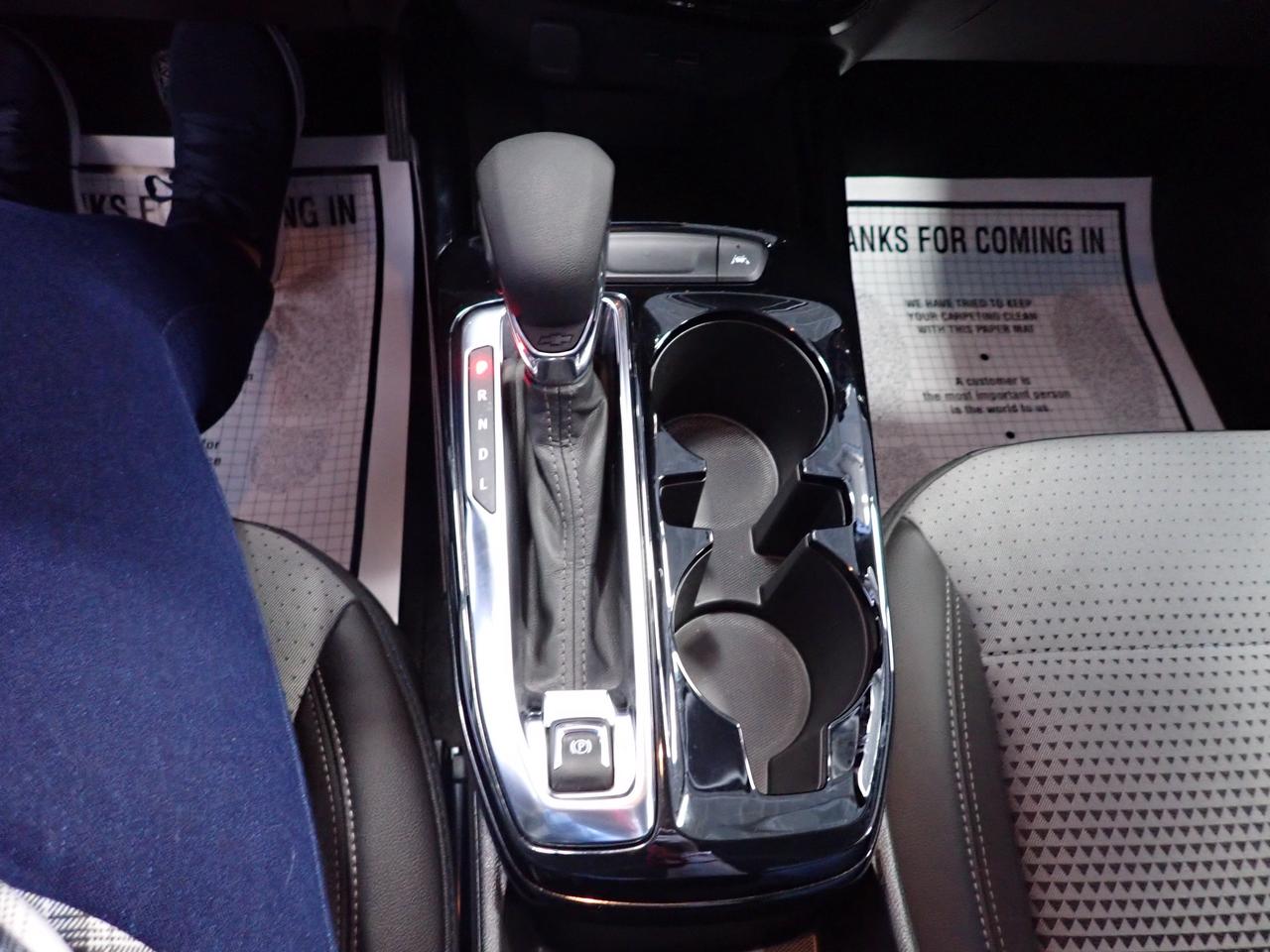 2025 Chevrolet Trax LT FWD 4DR Photo