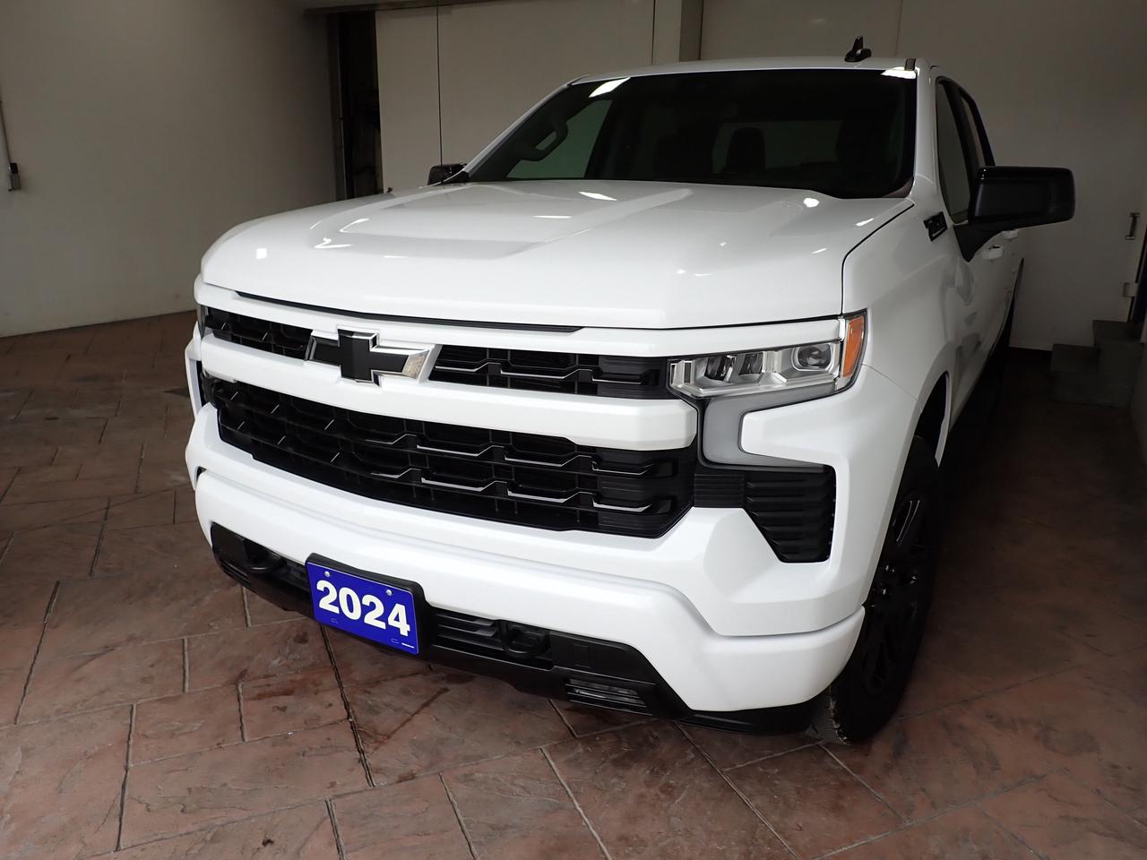 2024 Chevrolet Silverado 1500 RST 4WD CREW CAB NAVI Z71 Photo