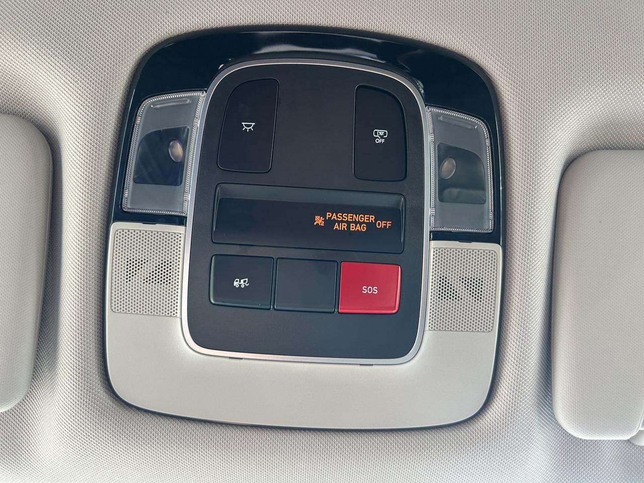 2025 Hyundai Tucson Preferred |  All-Wheel Drive (AWD) | Adaptive Cruise Control | Blind-Spot Collision Warning | Photo