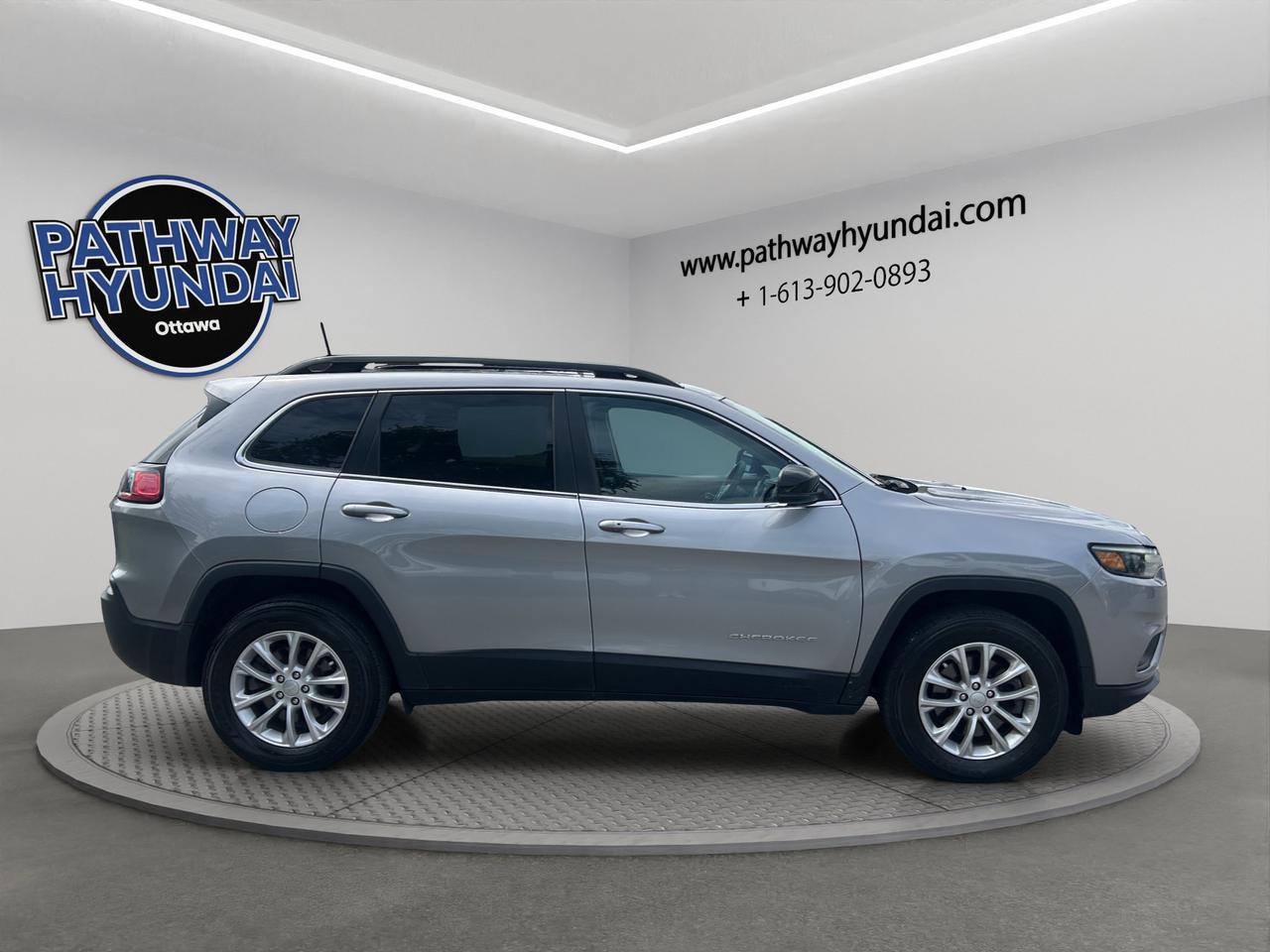 2022 Jeep Cherokee North|Panoramic Sunroof|Heated Steering Wheel|Keyless Entry|&|Start|Cross-Traffic Alert Photo