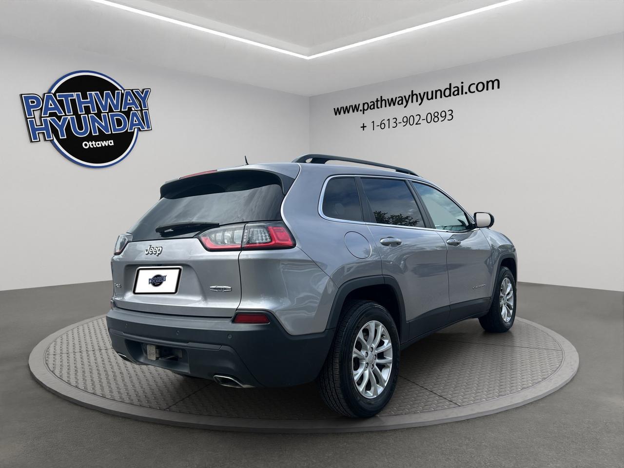 2022 Jeep Cherokee North|Panoramic Sunroof|Heated Steering Wheel|Keyless Entry|&|Start|Cross-Traffic Alert Photo3