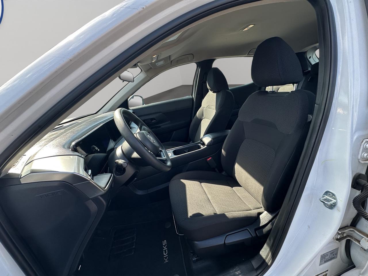2025 Nissan Kicks S | Remote Keyless Entry w/Push Start | Automatic Emergency Braking | AWD | Blind Spot Warning Photo