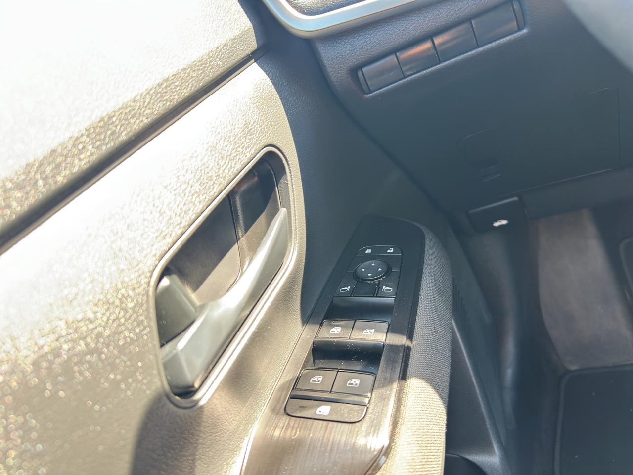 2025 Nissan Kicks S | Remote Keyless Entry w/Push Start | Automatic Emergency Braking | AWD | Blind Spot Warning Photo