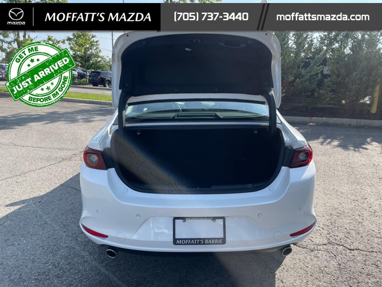 2023 Mazda MAZDA3 GT Photo