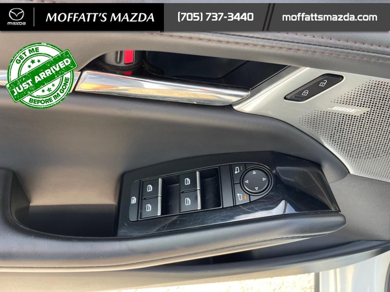 2023 Mazda MAZDA3 GT Photo