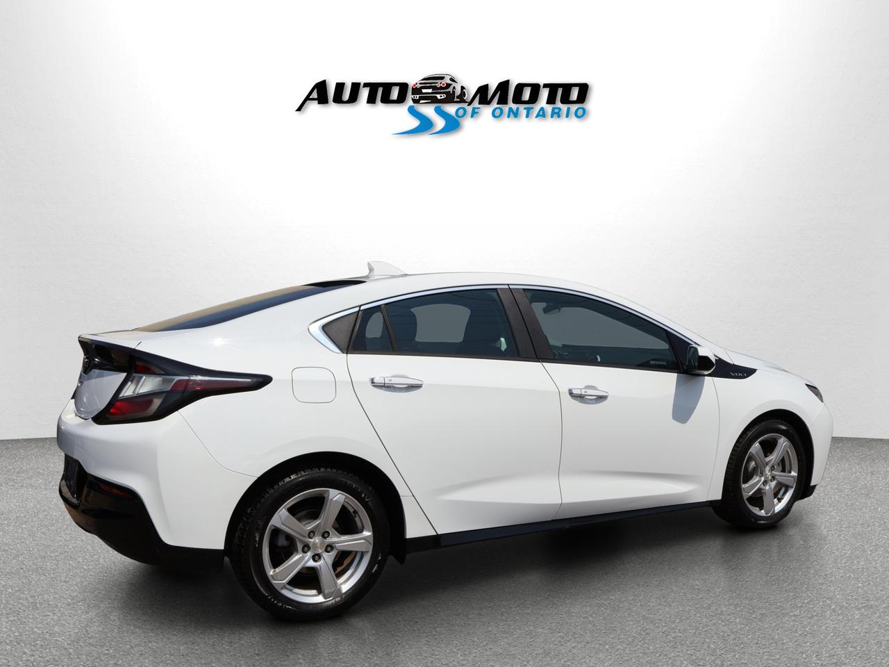 2017 Chevrolet Volt LT CERTIFIED CAMERA BLUETOOTH HEATED SEATS CRUISE ALLOYS Photo
