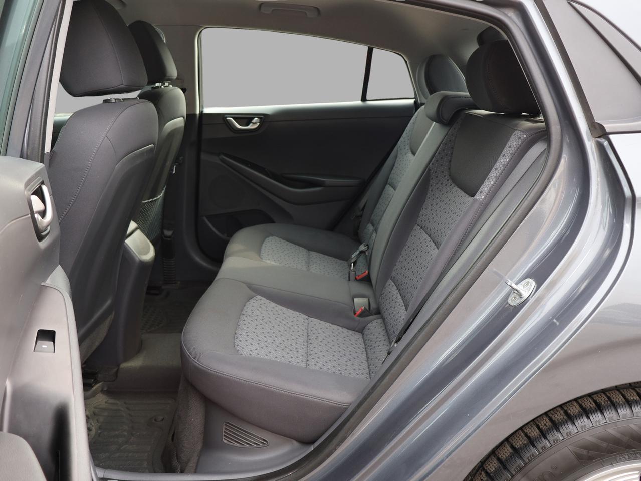 2019 Hyundai Ioniq Hybrid ESSENTIAL CERTIFIED *ACCIDENT FREE*HYUNDAI MAINTAIN* CAMERA BLUETOOTH HEATED SEATS CRUISE ALLOYS Photo