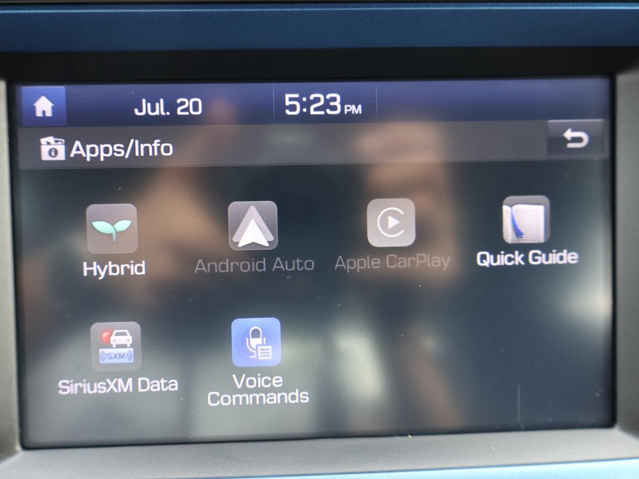 2019 Hyundai Ioniq Hybrid ESSENTIAL CERTIFIED *ACCIDENT FREE*HYUNDAI MAINTAIN* CAMERA BLUETOOTH HEATED SEATS CRUISE ALLOYS Photo