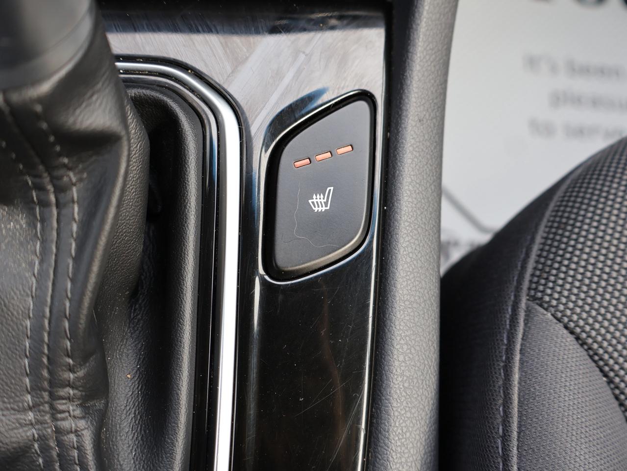 2019 Hyundai Ioniq Hybrid ESSENTIAL CERTIFIED *ACCIDENT FREE*HYUNDAI MAINTAIN* CAMERA BLUETOOTH HEATED SEATS CRUISE ALLOYS Photo