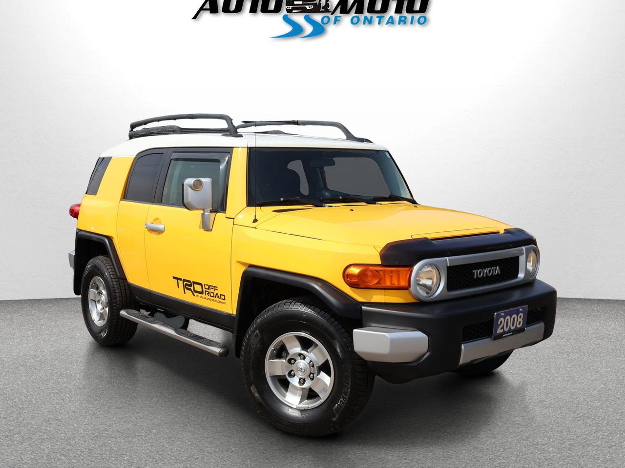 2008 Toyota FJ Cruiser 4WD AT *ACCIDENT FREE* CRUISE CONTROL ALLOYS RUNNING BOARDS Photo